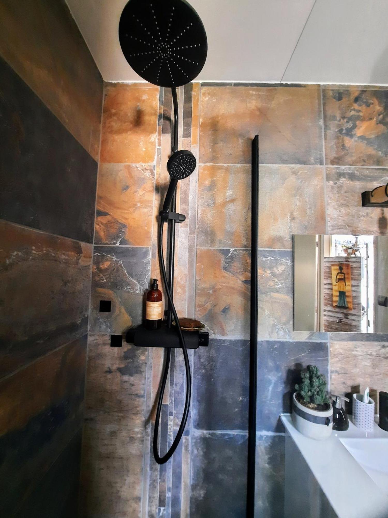 La Villa Bleue Beauchastel ภายนอก รูปภาพ